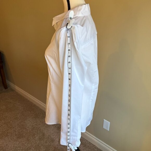 Reitmans white crisp tailored long sleeved cuffed buttoned up blouse Size 9 - Picture 7 of 12